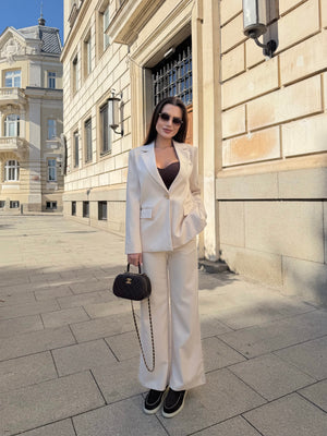 CLASSIC ELEGANCE – kostim sako in hlače