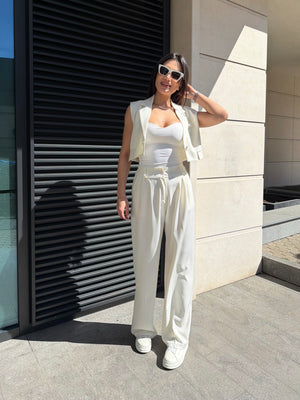 IVORY CROPPED VEST SET - Set s kratkim jopičem in hlačami