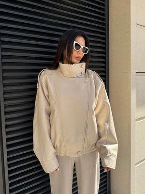 Oversize бежово кожено яке