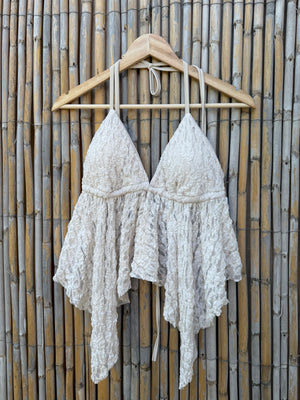 LACE BUTTERFLY CAMI TOP | Дантелен топ с чашки
