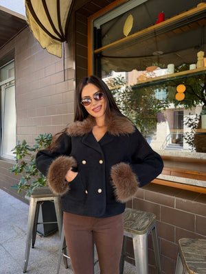 LUXE FUR CARDIGAN – жилетка с пухкава яка