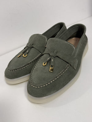 OLIVE WALK - Loafers made of natural suede