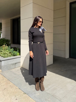 COZY SCARF DRESS – long knitted dress with scarf