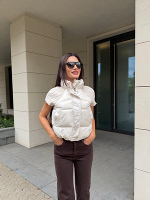 KNIT SLEEVE PUFFER – елек с плетени ръкави