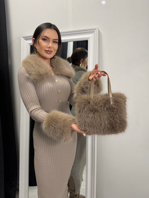 CAPPUCCINO FUR MINI BAG – Малка пухкава чанта